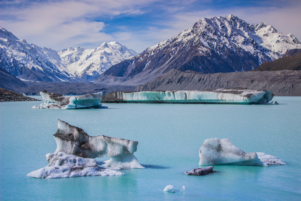 Tasman glacier and lake with massive pieces of melting ice, Mt Cook / Aoraki National Park, New Zealand